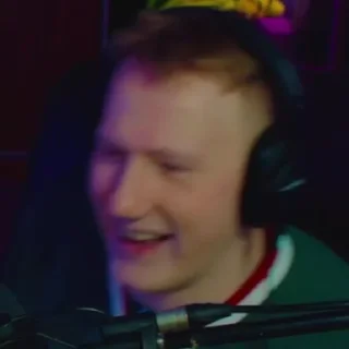 Стикер Я ебу даню кашина в попочку - 1