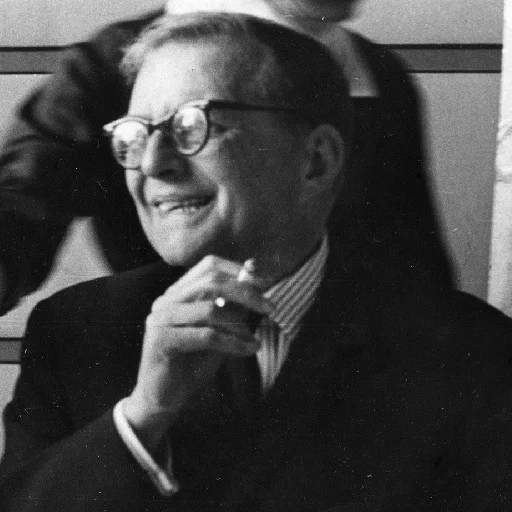 Стикер D_Es_C_H - 1