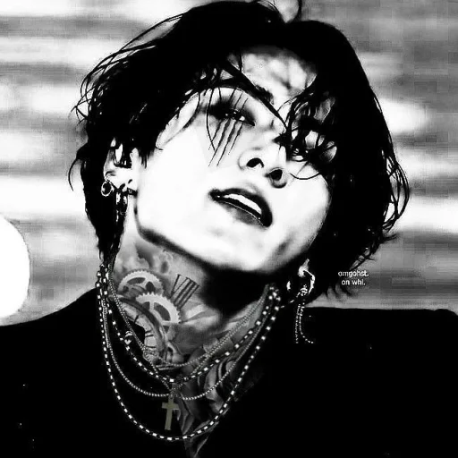 Daddy virt 🥵 by @moonlightflowers - 