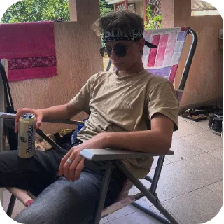 Стикер Данечка - 9