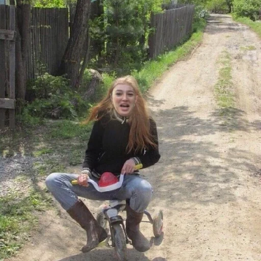 на открытом воздухе земля одежда