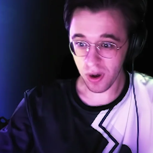 Стикер DeCody - 1