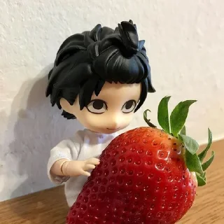 Стикер ЭрУвЭ - 3