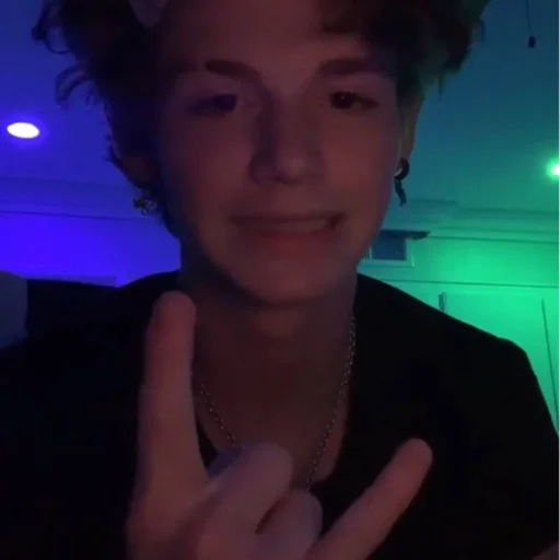 Человек человеческое лицо губа