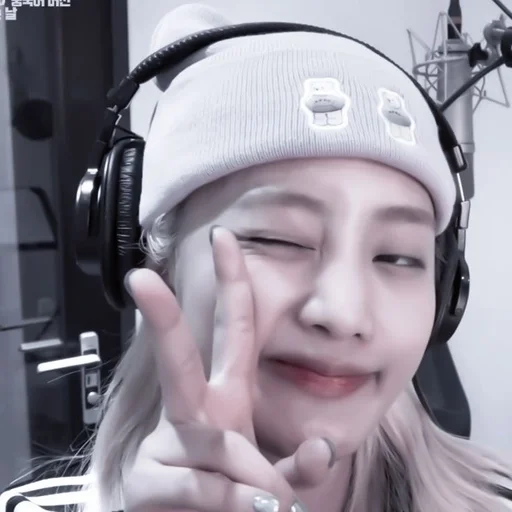 наушники Человек человеческое лицо