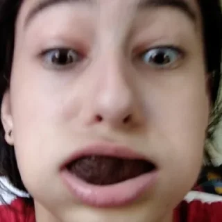 Стикер Девочка уэнздей - 2