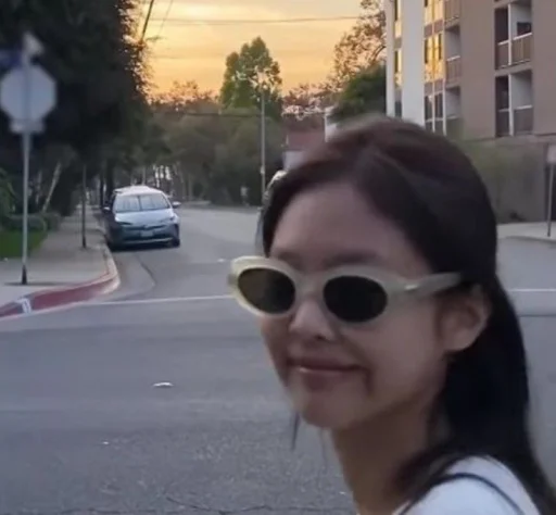 Стикер Kpop - 0