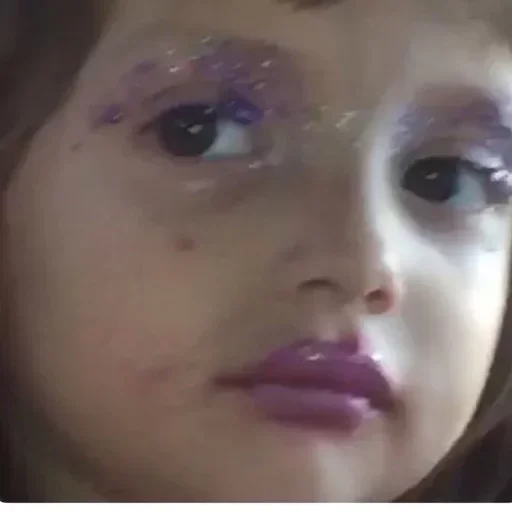 eyelash human face lip