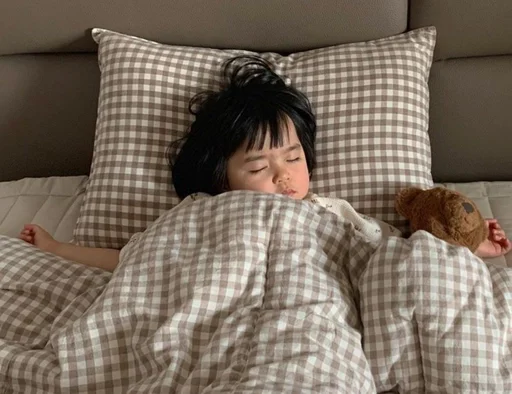 Стикер Jalənin çiyələyləri🍓 by @fStikBot - 3