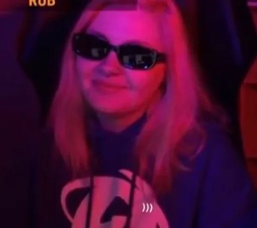 Стикер Порча от ларочки by @fStikBot - 4