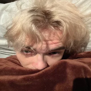 Стикер слышу голоса убивай этих долбаёбов - 1