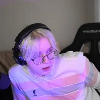 Sticker Draketwich🖕🏿 - 11