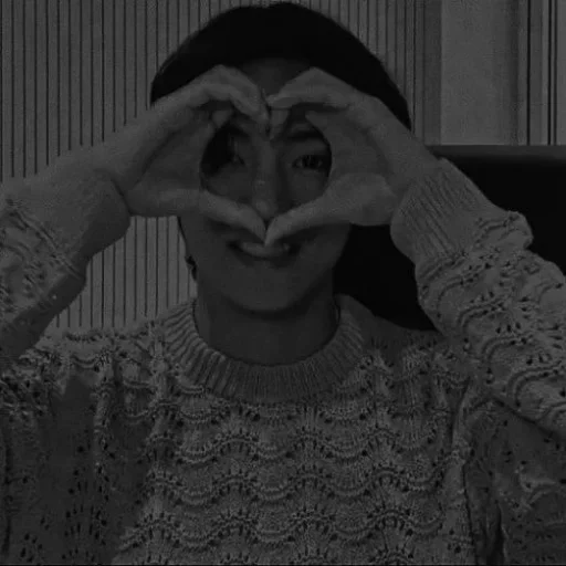 Человек человеческое лицо свитер