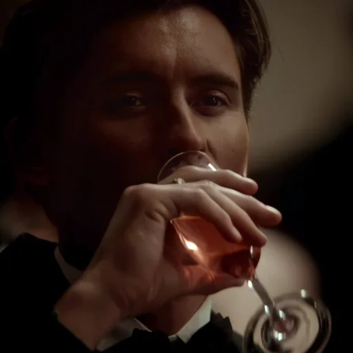 Человек человеческое лицо питьевой