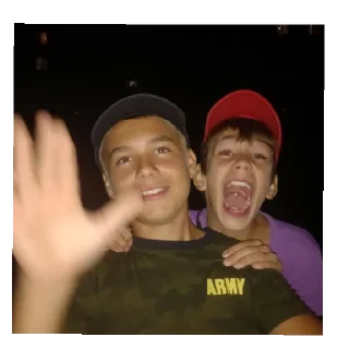 Sticker Дворік(тг)🥰😍 - 1