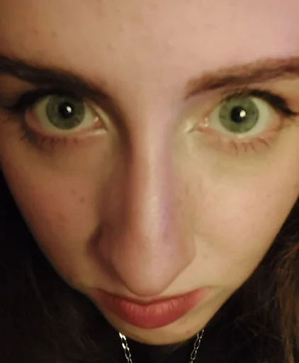 Пак создан в @moyi_stikery_bot - 