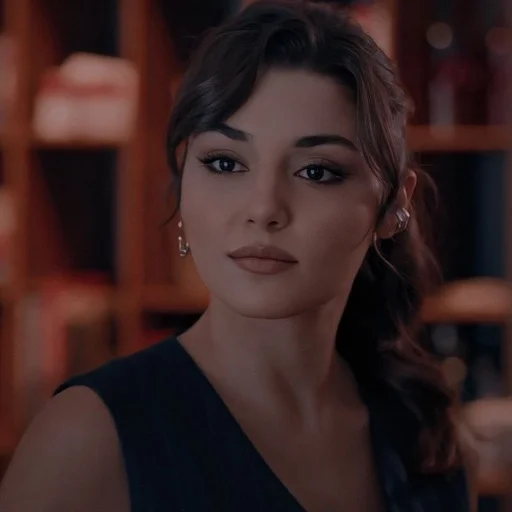 Eda Yildiz :: @fStikBot - human face