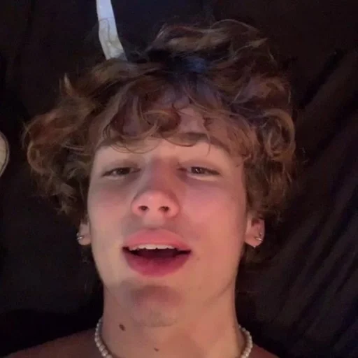 Sticker от крутой сэйли :: @fStikBot - 8