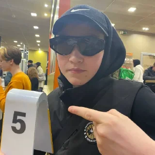 Стикер Егорик и его туса - 1