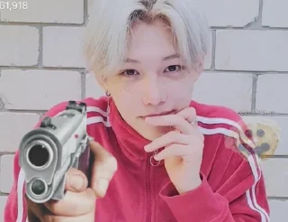 Sticker Энхайпен энд стрей кидс ворлд доминейшн - 2