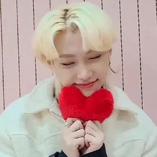 Sticker Энхайпен энд стрей кидс ворлд доминейшн - 1