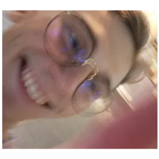 Стикер <Enum> весёлых и находчевых - 1