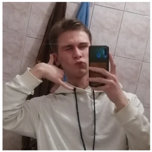 Sticker EnumVesyolyhINahodchevyh - 1