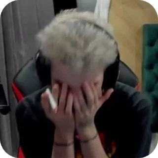 Стикер Ещекере - 1