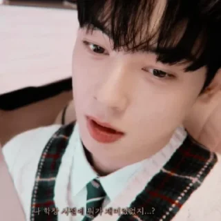 Sticker ✦ Eunwoo ！ ҂ by @bryvelcarlianya94 - 3