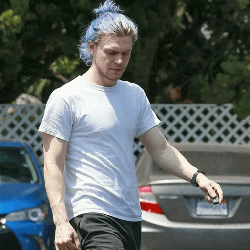 Стикер @evanpeters ?♡ - 7