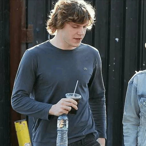 Стикер @evanpeters ?♡ - 5