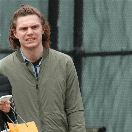 Стикер @evanpeters ?♡ - 0