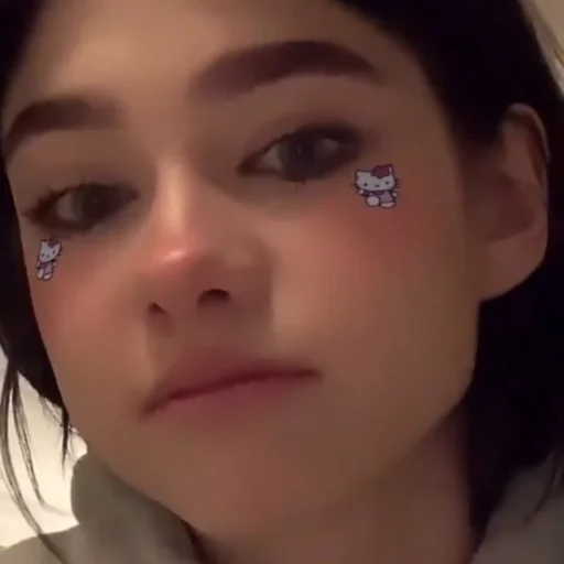 бровь ресница губа