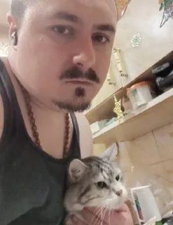 Стикер Миха Олегович|@EmojiRuBot - 1