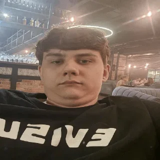 Стикер ILTW - 2