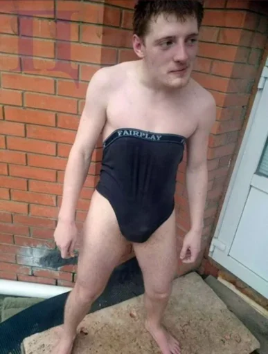 Стикер FQGtxMYnOnCuIBzWg_by_stickers_stealer_bot - 1