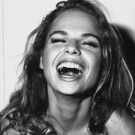 человеческое лицо зуб улыбаться