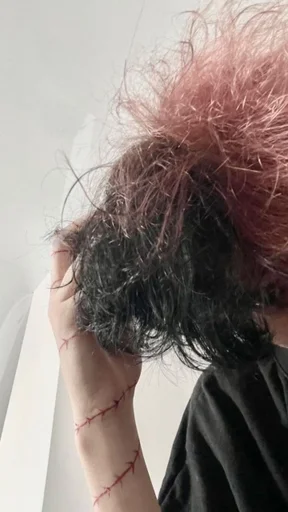 Человек шиньон одежда