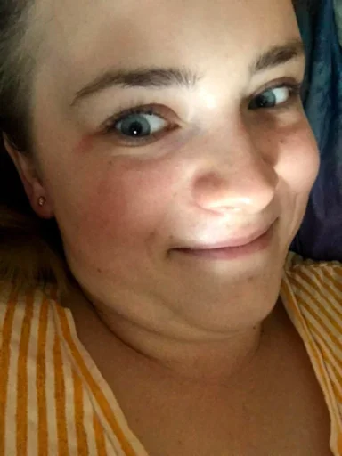 Стикер Ирочка - 3