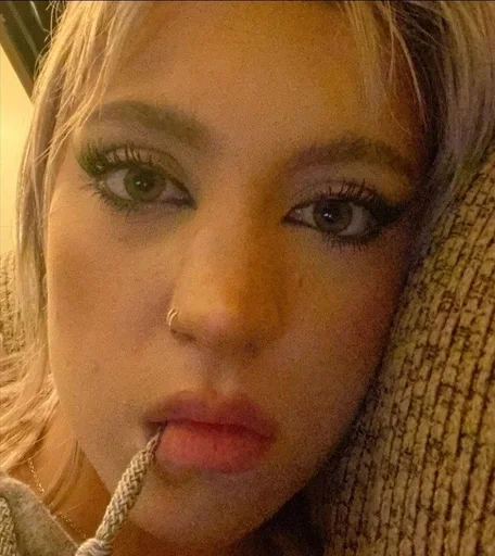 human face eyelash person