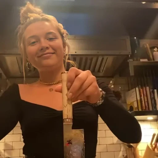 Стикер флоренс 😟🛐 :: @fStikBot - 4