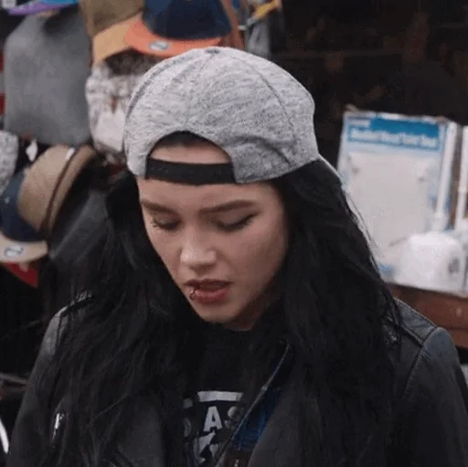 Sticker Florence Pugh @AmericanAssassin - 3