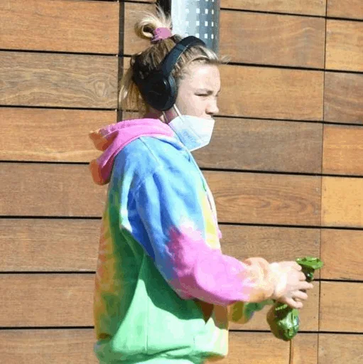 Стикер Florence Pugh¹ • @ArtXFemale - 4