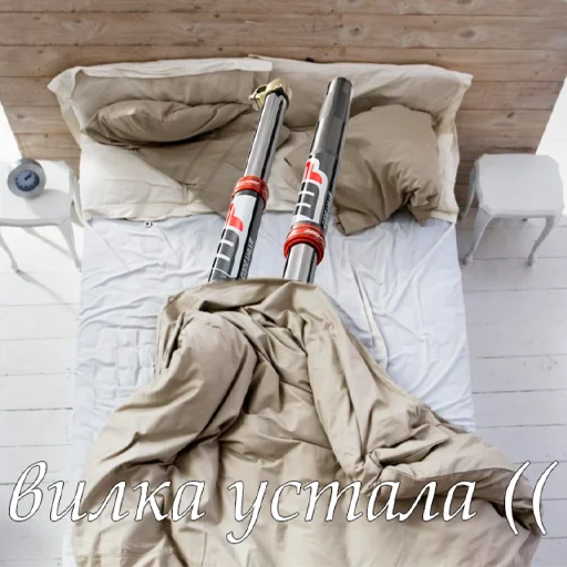 кровать стена комнатный