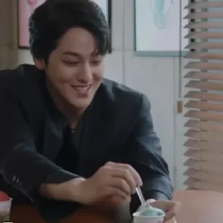 Стикер Повість о куміхо - 4