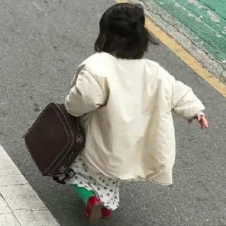 Стикер Забавная малышня (@t_stickers) - 1