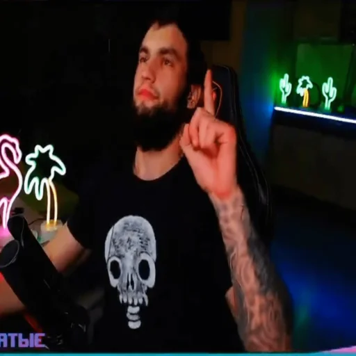 Стикер ГАНТЕЛЬКА - 6