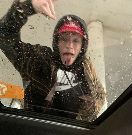 Стикер батон :: @fStikBot - 3