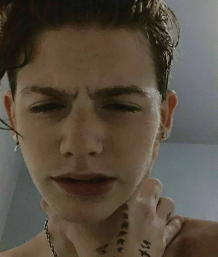 Стикер батон :: @fStikBot - 0