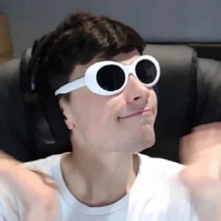 Стикер ▚ 𝆬🍄 ɢᴇᴏʀɢᴇɴᴏᴛғᴏᴜɴᴅ ɪʀʟ ۪ @chrysofire 〞 - 2